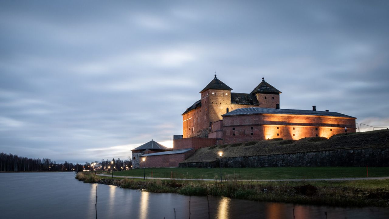 Hämeenlinnan kaupungin kulttuuripalkinto - kiitospuhe - Sana haltuun